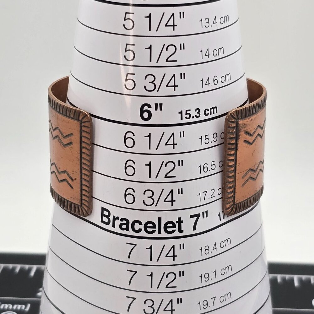 VTG Bell Trading Post Wide Copper Cuff Bracelet 6.5" Stamped Design Southwestern - Picture 7 of 7